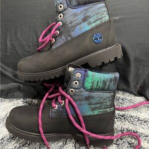 Timberland Black and Multicolor Boots size 9 womans